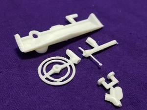 1949 Mercury DASH STEERING WHEEL COLUMN PEDALS from AMT 1:25 Model Kit 49 - Picture 1 of 10
