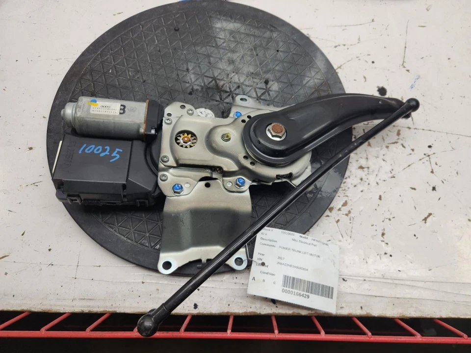 Infiniti QX80 2017 motor elevador de maletero eléctrico Foto 1 de 2