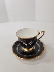 Rare Royal Albert ROA246 Black Teacup & Saucer Discontinued - Picture 1 of 6