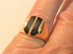 TAXCO MEXICO ELEGANT BLACK ONYX INLAY GOLD ON STERLING MODERNIST RING 10.2G Sz 7 - Picture 1 of 3
