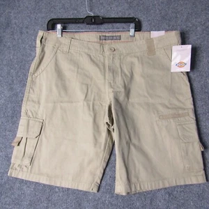 Dickies Womens Size 18 Cargo Shorts Relaxed Fit 11" Inseam Mid Rise Hiking New - Picture 1 of 13