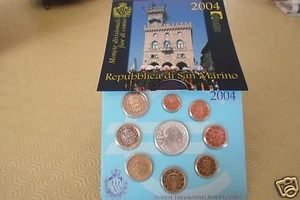 manueduc   SAN MARINO 2004 CARTERA  OFICIAL con 5 Euros Plata BORGHESI FDC   - Foto 1 di 1