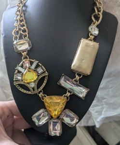Jessica Simpson Gold Tone Statement Art Deco BIG Gaudy Crystal Necklace -iluvit! - Picture 1 of 6