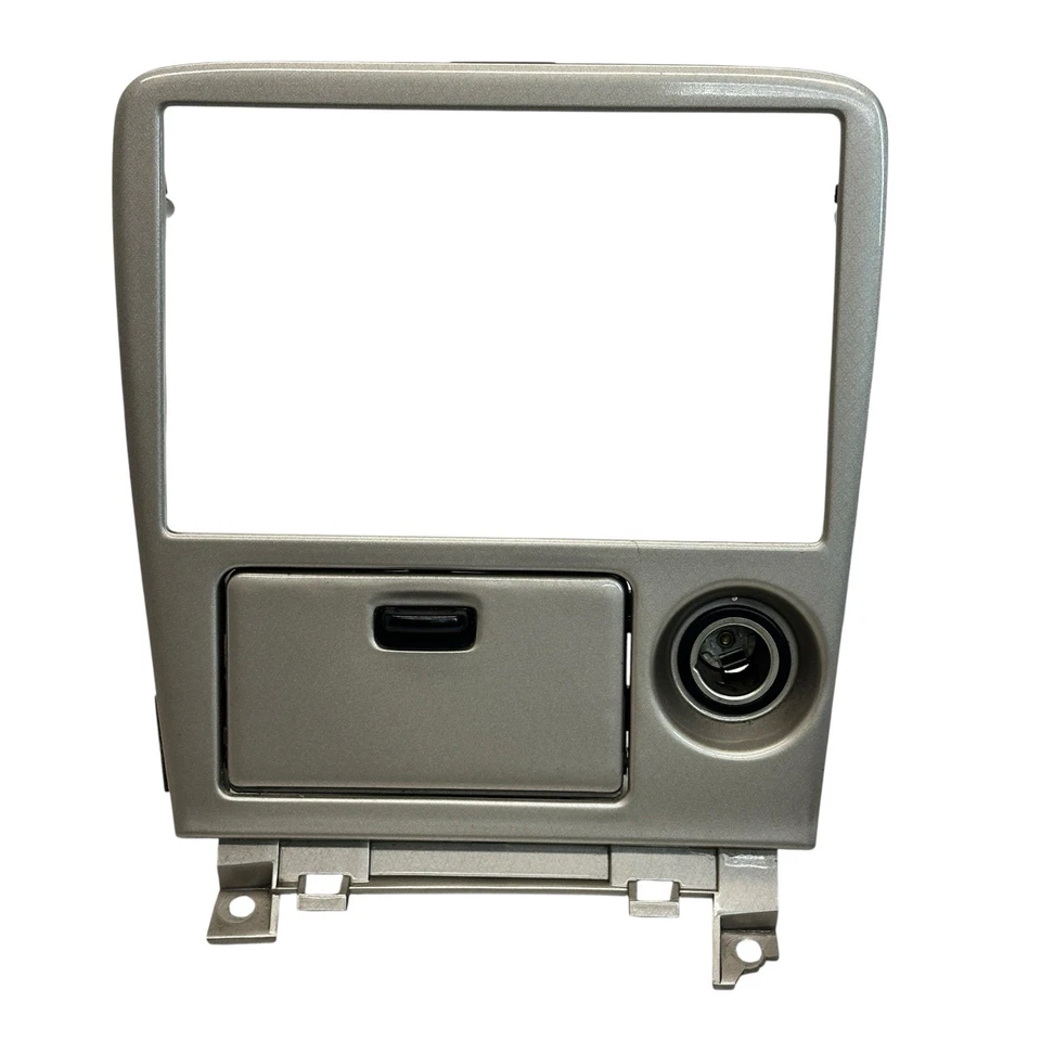 Mazda 626 2002 OEM radio bisel tablero moldura cubby almacenamiento porta monedas 98 99 00 01 Foto 1 de 4