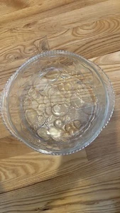 VINTAGE Libbey Glass Oven-Safe Bowl 10 " Diameter Clear Embossed Fruit Design - Picture 1 of 2