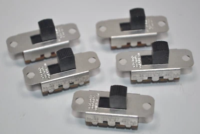 Лот из 5 новых из старых запасов слайд-переключателей Switchcraft 46206MRX DPDT 3A 125 ВКЛ - мгновенное включение - Изображение 1 из 3