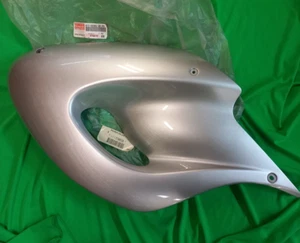 FIANCO ANT SX YAMAHA TDM 850 4TX GRIGIO MET NUOVA ORIGINALE - Foto 1 di 3