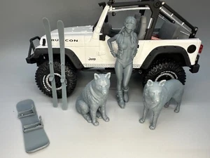 1/24 Scale Sexy Ski/Snow Board Girl with Huskys Resin Figures Unpainted Kit - Picture 1 of 7