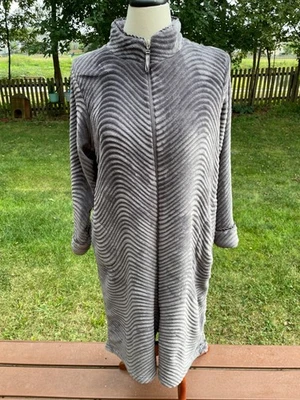 Robes Womens PL Gray Ribbed Fleece Zip-Up Lounger Polyester Long Soft Warm - Image 1 of 4