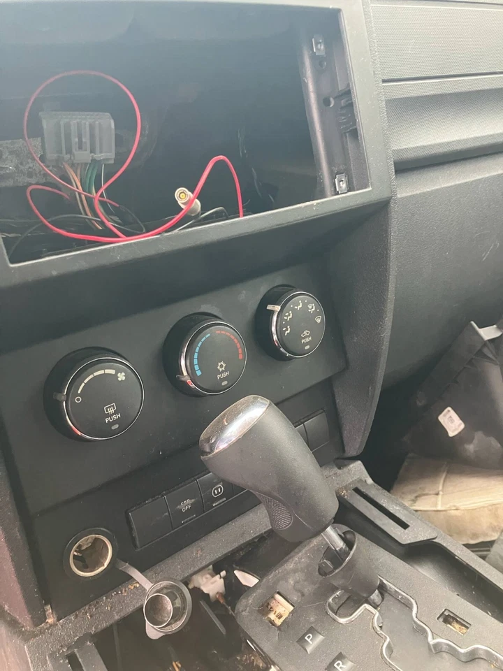 Dodge Nitro 2007 control de clima; fabricante de equipos originales Foto 1 de 1