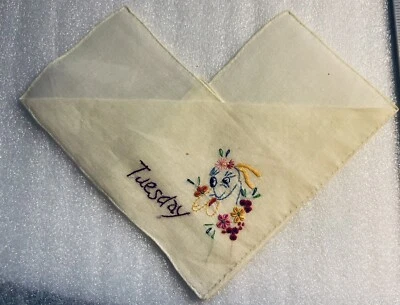 Pañuelo Hankie Tuesday Vintage Bordado Costura Foto 1 de 4