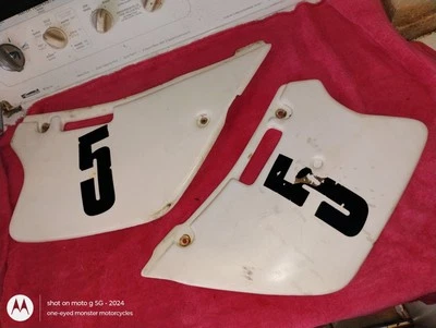 Juego de paneles laterales ATK 406 1991 Foto 1 de 2