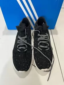 adidas Men's Tubular Doom Sock Knit Sneakers 10.5US - Picture 1 of 5