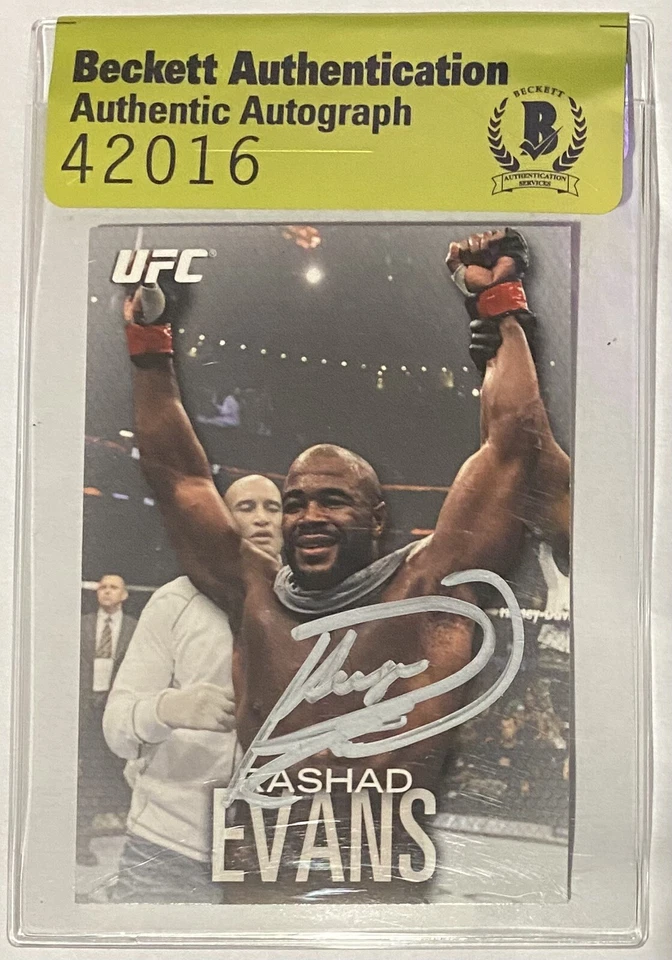 Rashad Evans signed Topps UFC Card. Beckett Seal Of Authenticity COA. Suga. - Image 1 of 1