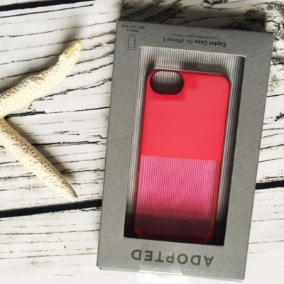 Funda Protectora Capuleta Duradera iPhone 5/SE Arándano Foto 1 de 3