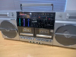Vintage Used Sharp GF-757 Searcher-WF Boombox from Japan M - Picture 1 of 9