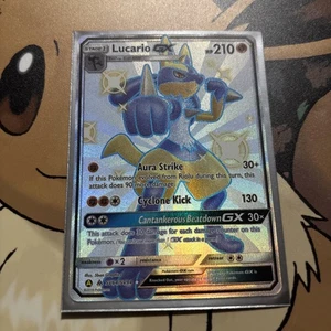 Holograma Brillante Lucario GX Raro SV64/SV94 Destinos Ocultos - Imagen 1 de 2