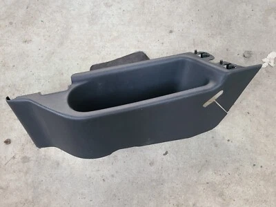 VOLKSWAGEN LUPO 1998-2005 COMPARTIMIENTO TRASERO DEL LADO DEL CONDUCTOR CUBBY NEGRO 6X3868678D Foto 1 de 4