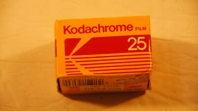 Kodachrome 25 35 mm película deslizante de inversión de color PHR 135-36 36 exposiciones 1645332 Foto 1 de 4