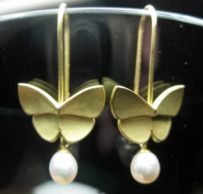 Auténticos pendientes colgantes Tiffany & Co raros de perlas de oro amarillo de 18 quilates con mariposa Foto 1 de 4