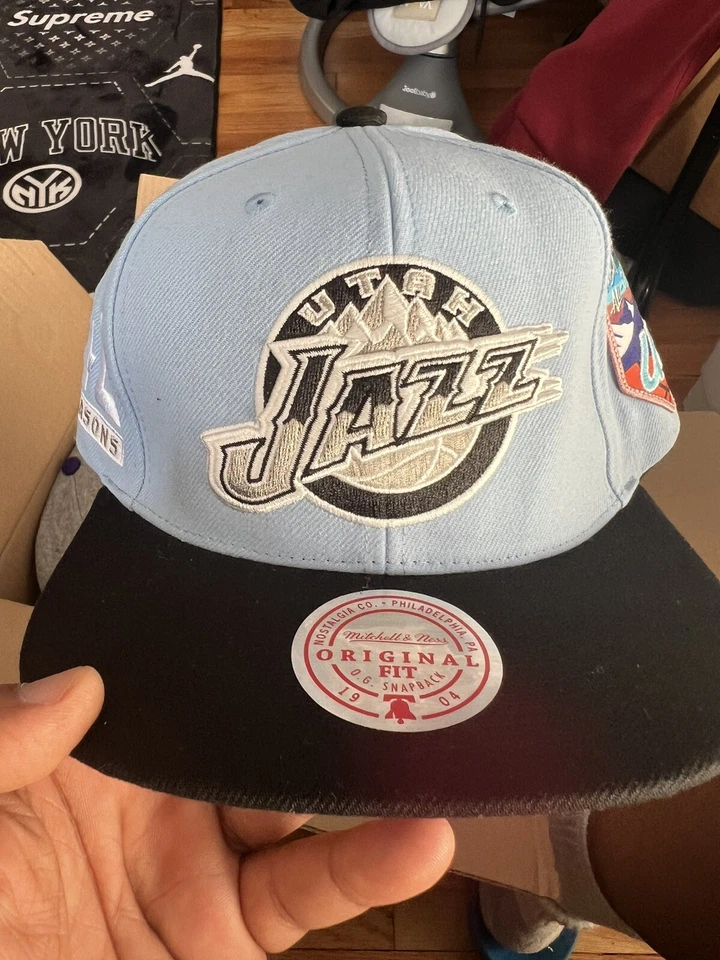 utah jazz mitchell and ness snapback NBA ALL STAR 23   40 Seasons Sky Blue Black - Image 1 of 4