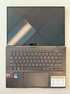 ASUS ZenBook 14 OLED 14" QHD Non-Touch R7-5825U 16GB RAM 512GB SSD W11H Black - Picture 1 of 6