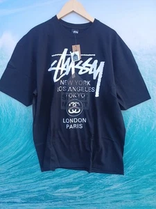 Camiseta negra manga corta Stussy XXL World Tour DSM #0516 - Imagen 1 de 3