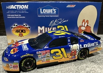 Mike Skinner #31 2001 Lowe’s Looney Tunes 1/24 Acción Nascar Diecast Bank Foto 1 de 4