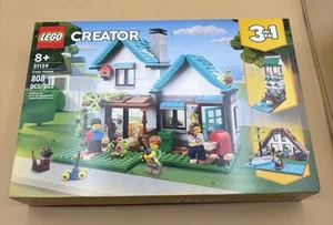 LEGO CREATOR: Cozy House (31139) 3 in 1 BRAND NEW FAST PRIORITY MAIL SHIPPING - Picture 1 of 3