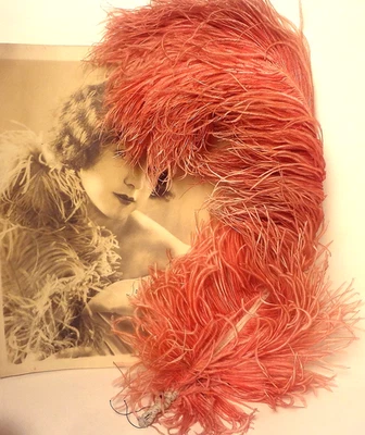 ✅c1880 LARGE fantastic CORAL 18" OSTRICH FEATHER -HAT or MILLINARY-CLASSIC FIND - Image 1 of 4
