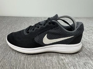 Nike Revolution 3 Schuhe Damen 9 819303-001 schwarz grau Laufen Turnschuhe sportlich - Bild 1 von 9