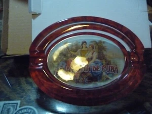 La Aroma de Cuba Oval Red Crystal Ashtray - Picture 1 of 3