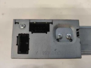 4E0035111A caricatore cd per AUDI A6 BMK 2006 R2024-0000046 - Foto 1 di 5