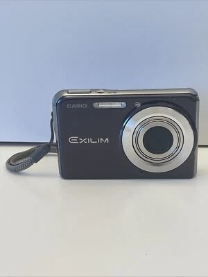 Casio EXILIM EX-S770 Black 7.2 MP Digital Camera Not Tested No charger - Image 1 of 4