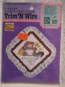 Designs For The Needle Trim 'N Wire Counted Cross Stitch Kit Unbearable - Picture 1 of 3