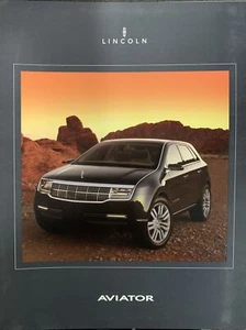 Lincoln Aviator 2004 concept car kit de prensa North American Intl salón automático Ford - Imagen 1 de 3
