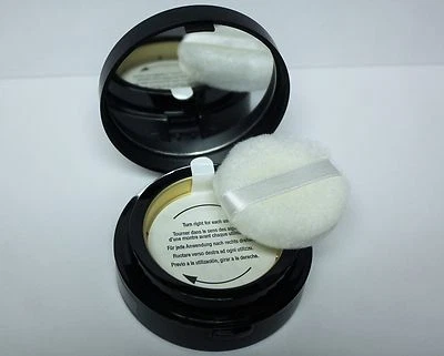 NWOB~Elizabeth~Arden~.29oz.~08~Pure Finish~Mineral Powder Foundation~SPF~20~PA++ - Image 1 of 4