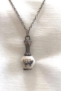 ANNA SUI Vase Motif Necklace Pendant [RARE] - Picture 1 of 6