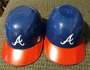 2 Stück Atlanta Braves Mini Schlaghelm oder Replika Helme - Bild 1 von 6