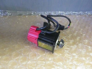 Motor Fanuc ß0,5/3000 A06B-0113-B075#0008 3000 rpm 0,2 kW (17070) - Imagen 1 de 5