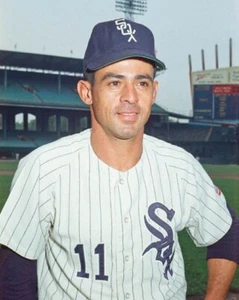 Chicago White Sox LUIS APARICIO Glossy 8x10 Photo Print Baseball Poster HOF 84 - Picture 1 of 1