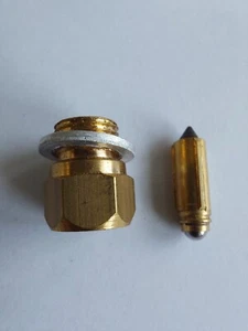 469-1107330 Valvola ad ago galleggiante per carburatore K126, K127, K133 UAZ, GAZ - Foto 1 di 1