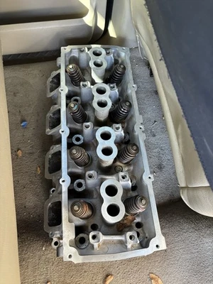 Par de culatas Hemi Dodge Ram reconstruidas 2014 hasta 6,4 Foto 1 de 4