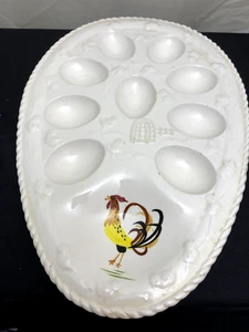 Plato para servir placa de huevo del diablo gallo diseño de mediados de siglo - Imagen 1 de 4