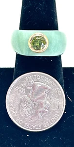 14k Gold Jade Peridot Green Stone Ring 7 R1037 - Picture 1 of 2