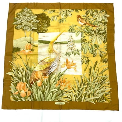 Salvatore Ferragamo Bufanda de Seda Multicolor Flor Pájaro 85x85CM Foto 1 de 4