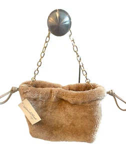Nuevo con etiquetas Bolso con cordón de hilo universal para mujer Bolsa de piel de oveja sintética Mango de cadena $20 - Imagen 1 de 7