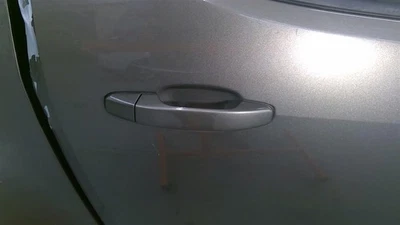 Used Front Exterior Door Handle fits: 2016 Chevrolet Colorado door front painted - Image 1 of 4