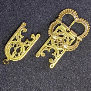 Auténtica réplica de hebilla de cinturón. Perfecto para LARP y recreación del siglo XIV - Imagen 1 de 3