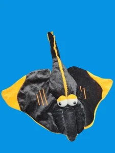 Stuffed Plush Stingray 19" Black & Yellow Soft Toy By B.T. Toy Co. For Ages 3+ - Picture 1 of 6